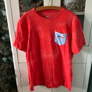 Nike sz L t-shirt worn once!